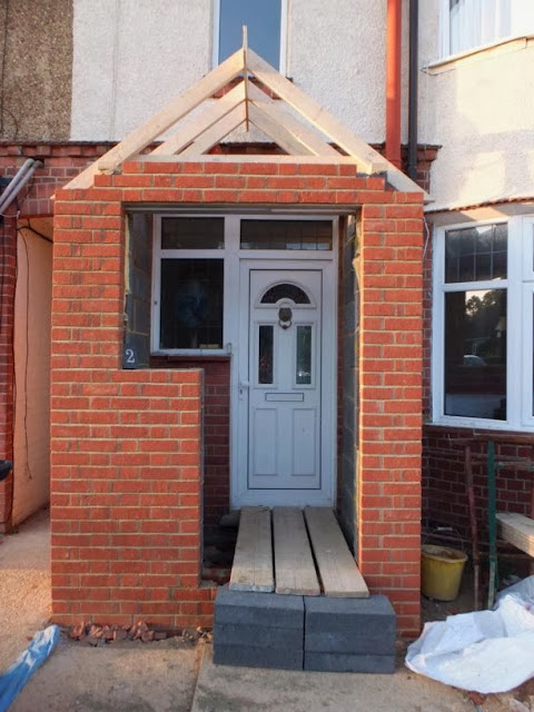 Construction of the new porch